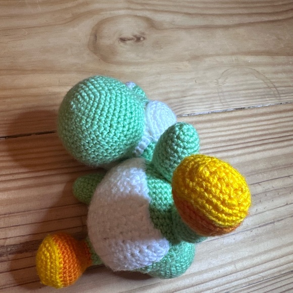 Crochet Yoshi - Picture 4 of 8